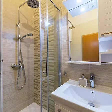 Lila Apartment *